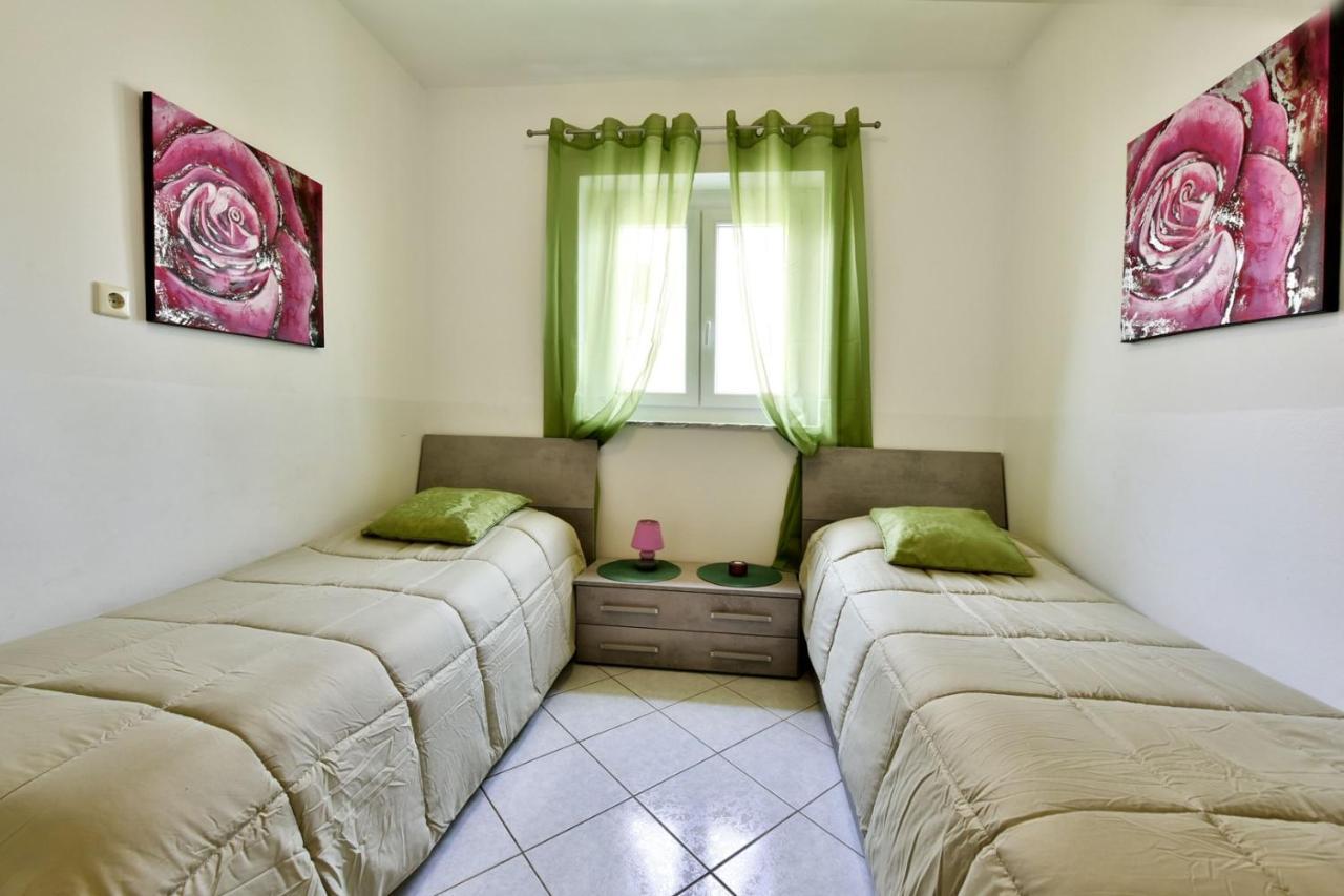 Penzión pre hostí House Anna For Max 13 Persons In Porec, Pet Friendly *