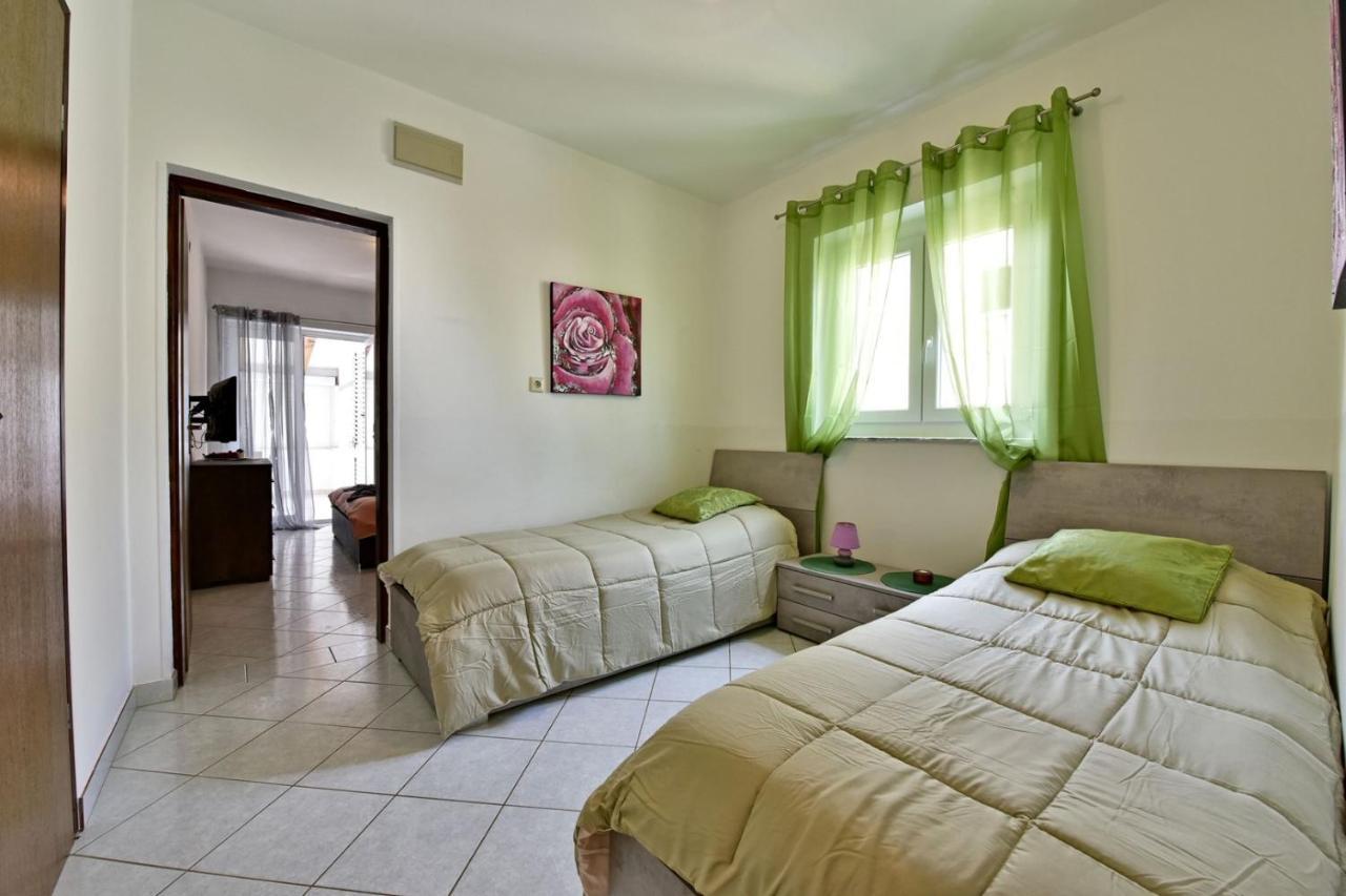 Penzión pre hostí House Anna For Max 13 Persons In Porec, Pet Friendly *