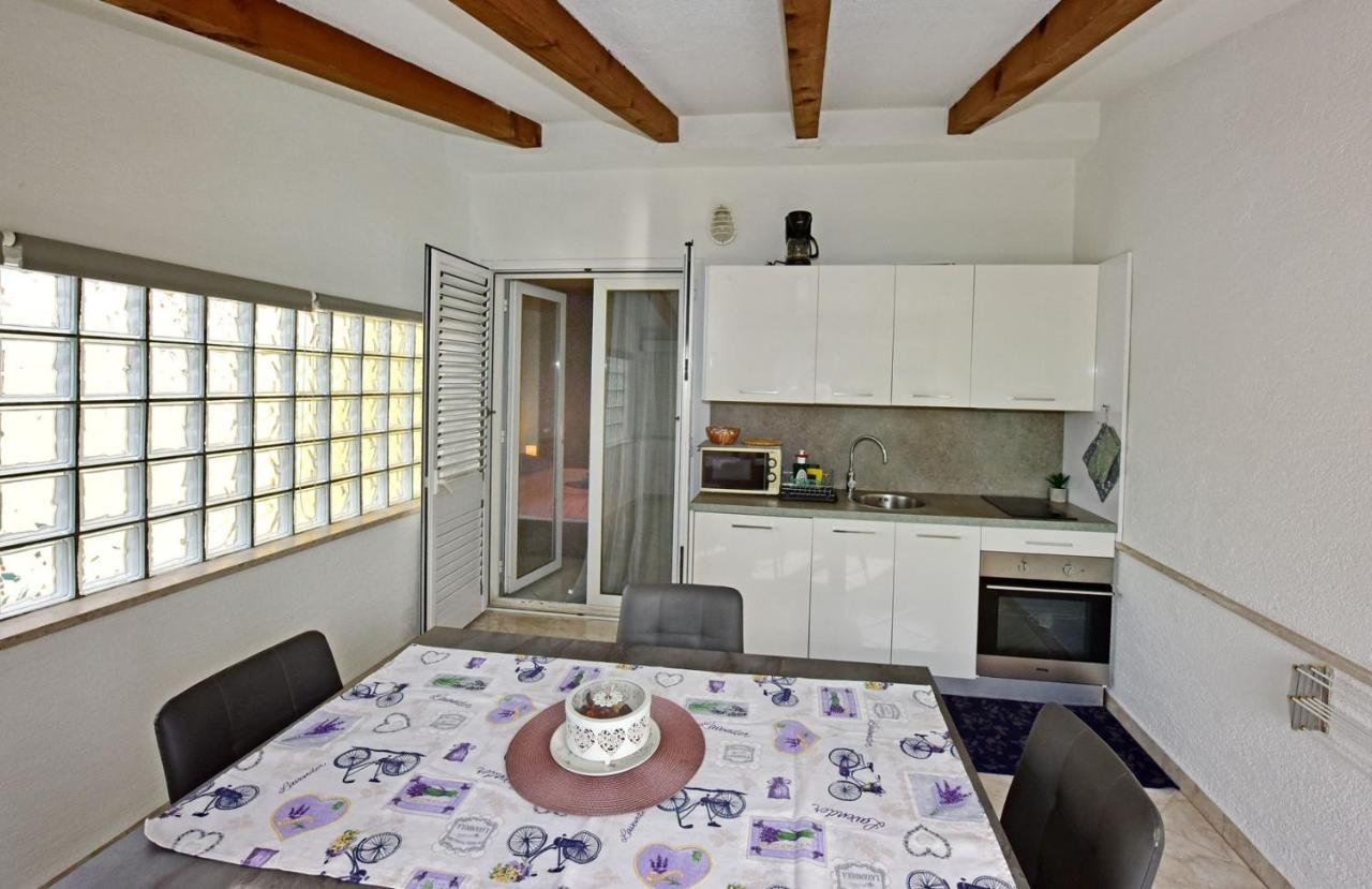 House Anna For Max 13 Persons In Porec, Pet Friendly * Porec